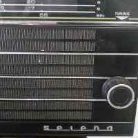 Радио SELENA B-211  СССР, снимка 3 - Радиокасетофони, транзистори - 43155059