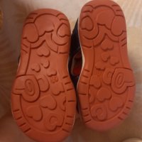 Нови сандали, снимка 2 - Бебешки обувки - 40466906