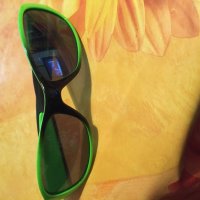 Очила, снимка 1 - Слънчеви и диоптрични очила - 28860592