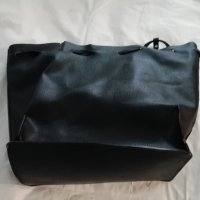 Голяма черна чанта, снимка 2 - Чанти - 32332371