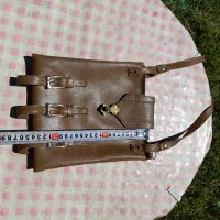 Стара дамска кожена чанта #13, снимка 5 - Антикварни и старинни предмети - 36891272