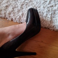 Обувки, снимка 4 - Дамски обувки на ток - 39614728