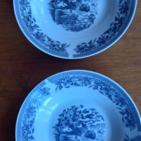 Две дълбоки порцеланови чинии , снимка 1 - Чинии - 44002010