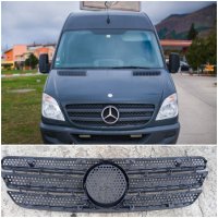 MERCEDES sprinter  - предна решетка , снимка 1 - Части - 40086614