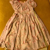 Детска бежова официална рокля, снимка 1 - Детски рокли и поли - 37518751