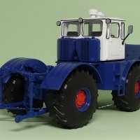 Моделче на трактор К-701 в мащаб 1:43, снимка 5 - Колекции - 36754444