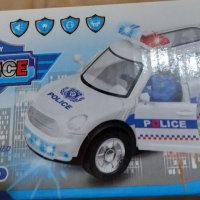Полицейска кола НОВА, снимка 1 - Коли, камиони, мотори, писти - 40325069