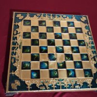 Дъска за шах месинг с цветно лаково покритие 20/20, снимка 1 - Антикварни и старинни предмети - 43356407