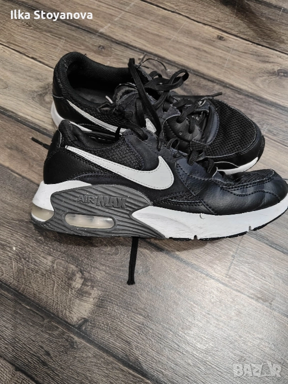 продавам дамски маратонки на Найк, снимка 1