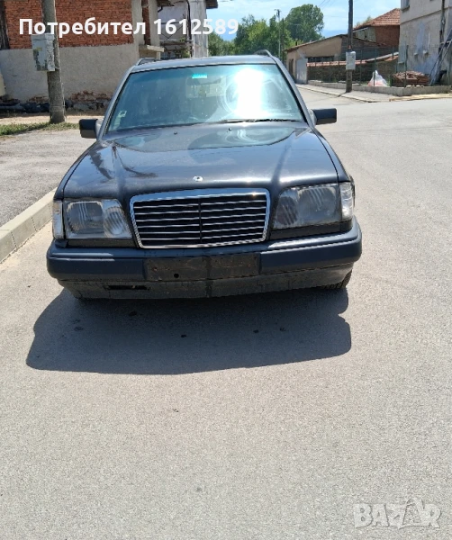 Mercedes W124 E200 на части!, снимка 1