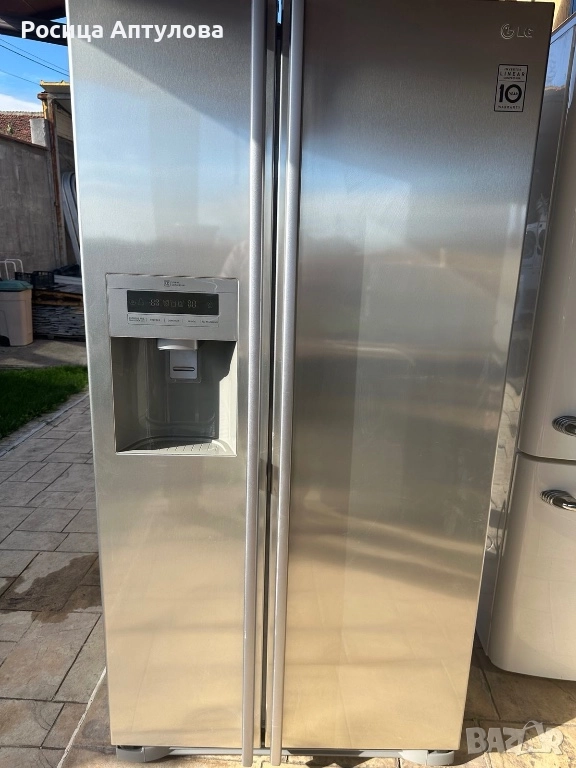 Двукрилен хладилник с фризер LG Side by Side КАТО НОВ, снимка 1