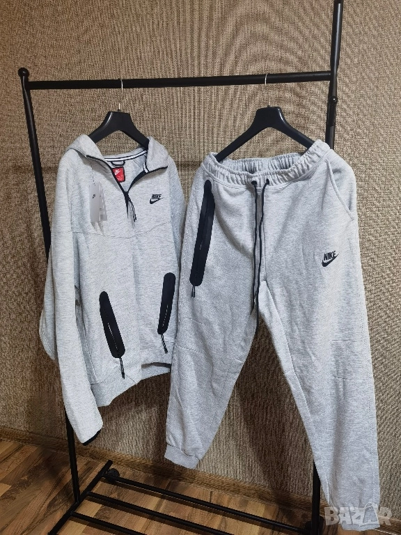 Nike Tech Fleece - сив, черен, L размер, снимка 1