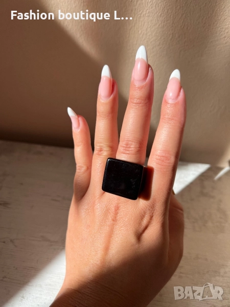 Черен пластмасов квадратен дамски пръстен 🖤, снимка 1
