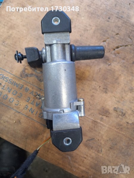 Ел.мотор задно ляво стъкло на багажника мл 163, снимка 1