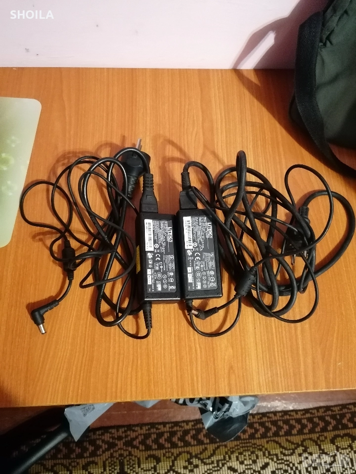 2бр. Зарядно лаптоп Acer 19v 3.42amp, снимка 1