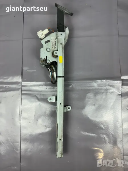 Механизъм подаване на колан ДЕСЕН за Мерцедес Mercedes W209 A2038600282, снимка 1