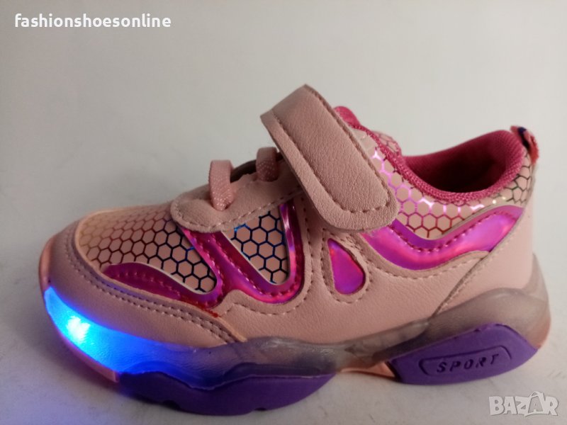 Детски маратонки светещи. , снимка 1