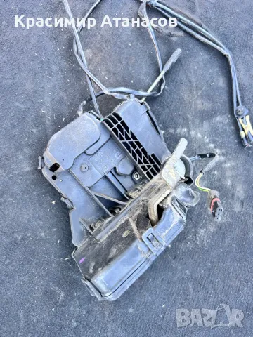 Брава врата предна лява за Мерцедес Ц-класа W203 седан.комби.2037200135, снимка 4 - Части - 47644972