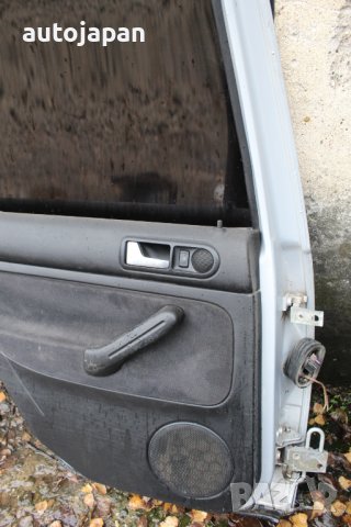 Задна лява врата Фолксваген голф 4 4-врати хечбек 02г Volkswagen golf 4 4-vrati hatchback 2002, снимка 3 - Части - 43639174