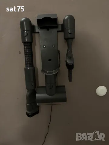 Прахосмукачка вертикална на батерия, снимка 2 - Прахосмукачки - 49689919