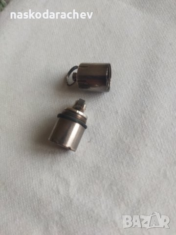 Колекционерска мини запалка за ключодържател , снимка 8 - Колекции - 44048133