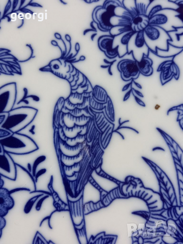 Декоративна релефна порцеланова чиния , снимка 5 - Декорация за дома - 36474862