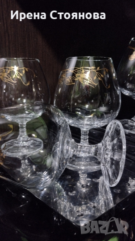 Bohemia Isabelle Cristal. Кристални чаши за коняк. Златни флорални мотиви.
, снимка 7 - Чаши - 44879184