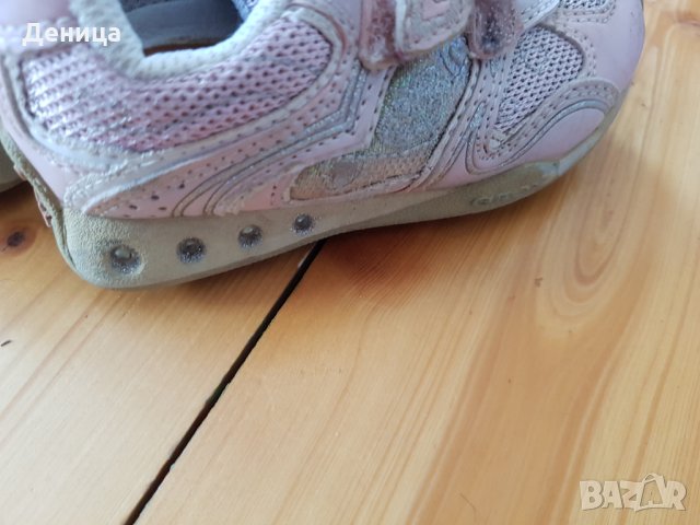 Розови маратонки Geox 21 номер, снимка 3 - Детски маратонки - 28216544
