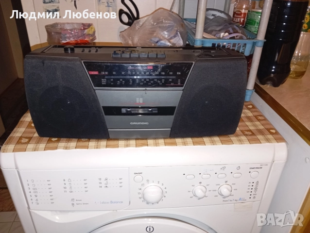 Радиокасетофон Grundig , снимка 2 - Радиокасетофони, транзистори - 52587785