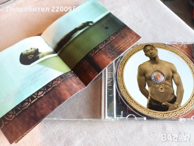 USHER, снимка 3 - CD дискове - 36617642