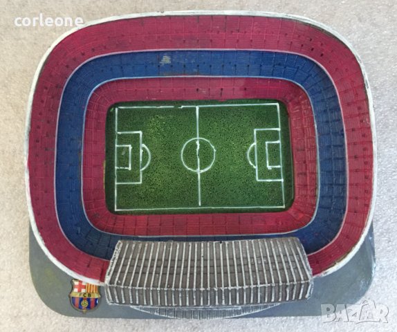 умален модел на стадиона на FC BARCELONA, снимка 1 - Антикварни и старинни предмети - 34991532