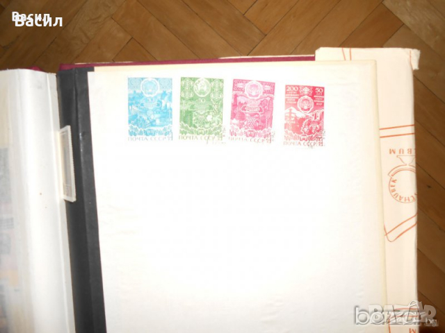 Албум с пощенски марки , снимка 11 - Филателия - 36393908