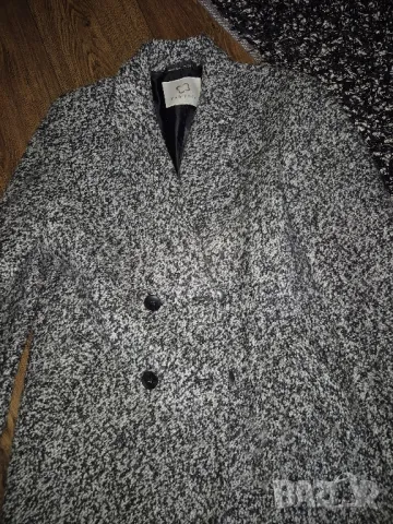 Палто Mariposa N38, снимка 4 - Палта, манта - 48431365