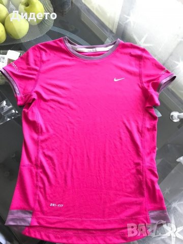 Оригинална близа Nike Nikerunning, снимка 1 - Детски Блузи и туники - 28656390