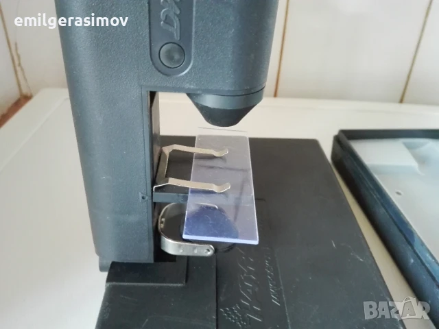 Микроскоп , пишеща машина и мелница за кафе., снимка 5 - Други стоки за дома - 50492201