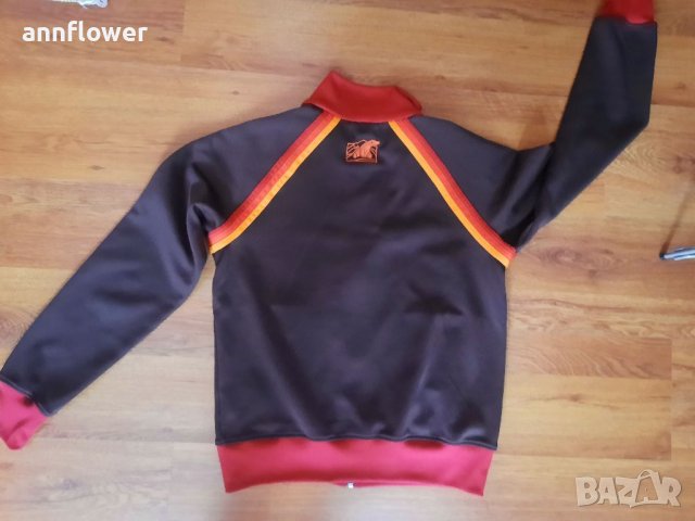 Горнище Adidas S/M, снимка 8 - Спортни екипи - 38290335