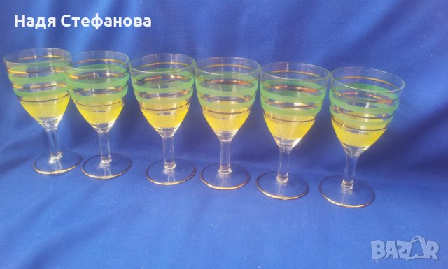 Ретро чашки за алкохол, златни кантове, цветна посипка, столче , снимка 4 - Антикварни и старинни предмети - 37982782