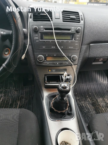 Toyota avenssi 2.0 d4d, снимка 9 - Автомобили и джипове - 53191892