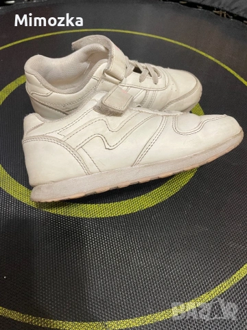 Лот гумени ботуши, маратонки и гуменки за сладурка н-р 31 общо за 4 евро!, снимка 10 - Детски боти и ботуши - 53425527