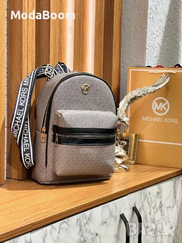 Michael Kors дамски раници Различни цветове , снимка 4 - Раници - 48937517