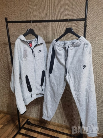Nike Tech Fleece - сив, черен, L размер