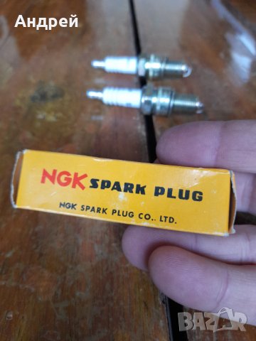 Автомобилна свещ,свещи NGK, снимка 2 - Други ценни предмети - 40312357