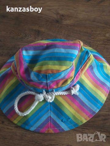 roxy - страхотна дамска капела КАТО НОВА, снимка 2 - Шапки - 36794711