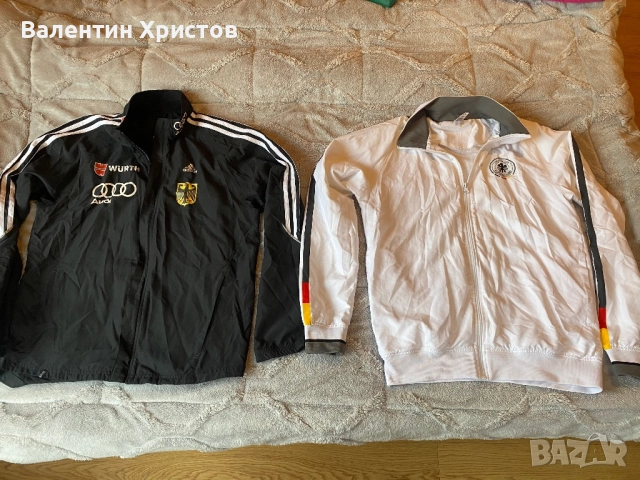 Две якенца на Германия S и М