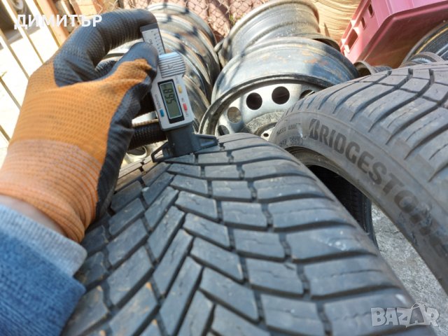 2 бр Зимни Гуми Bridgestone 205 45 17 dot 2420, снимка 3 - Гуми и джанти - 36889308