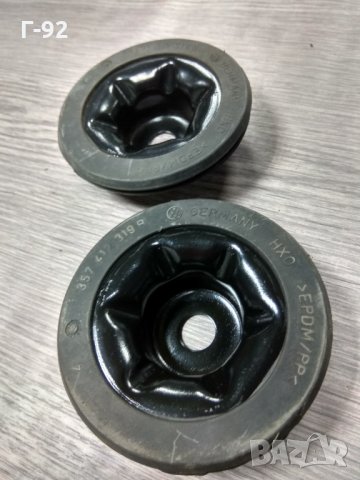 357412319B**NEU**VAG**КАПАЧКА МАКФЕРСЪН**