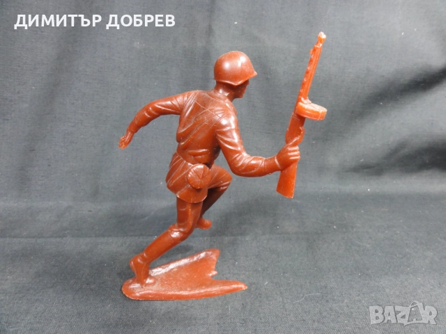 СТАРА РЕТРО СОЦ СССР ПЛАСТМАСОВА ФИГУРКА РУСКИ ВОЙНИК ВСВ, снимка 4 - Колекции - 52712140