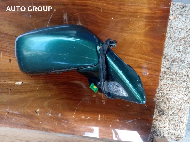 Oгледало дясно за Пежо 807 / Peugeot 807 - Ситроен Ц 8, снимка 4 - Части - 52916971