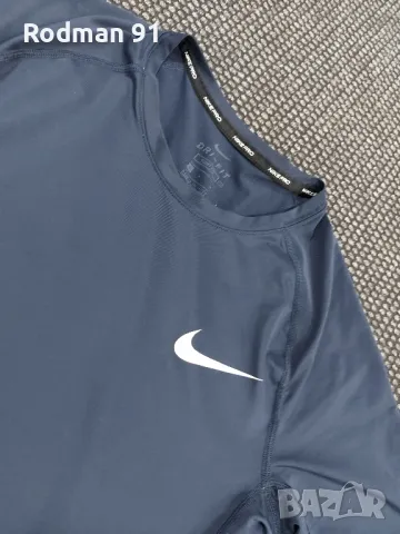Nike pro M размер , снимка 2 - Тениски - 47330668