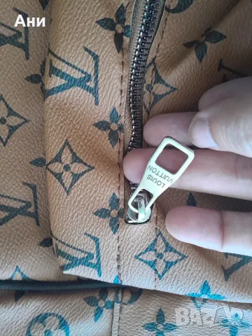 Дамски раници, снимка 3 - Раници - 50034433